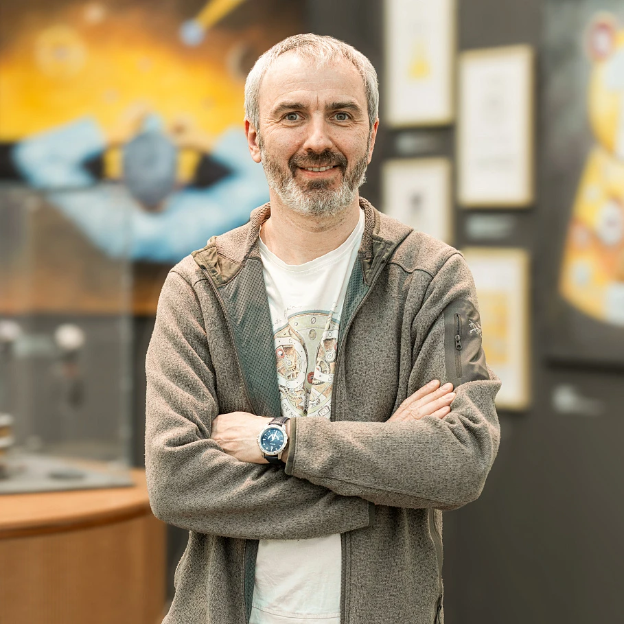 Konstantin Chaykin at Art Russia: The Artist Presents the Complete Cycle of Multidisciplinary Art for the First Time